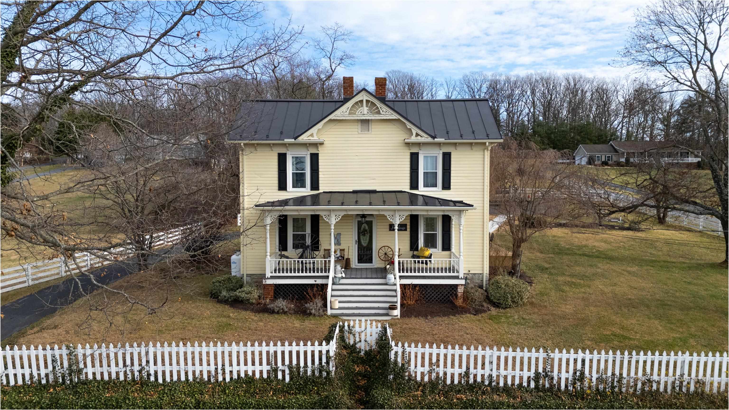 955 ENTRY SCHOOL RD, FISHERSVILLE, Virginia 22939, 4 Bedrooms Bedrooms, ,2 BathroomsBathrooms,Residential,955 ENTRY SCHOOL RD,672129 MLS # 672129 955 ENTRY SCHOOL RD, FISHERSVILLE, Virginia 22939, 4 Bedrooms Bedrooms, ,2 BathroomsBathrooms,Residential,955 ENTRY SCHOOL RD,672129 MLS # 672129