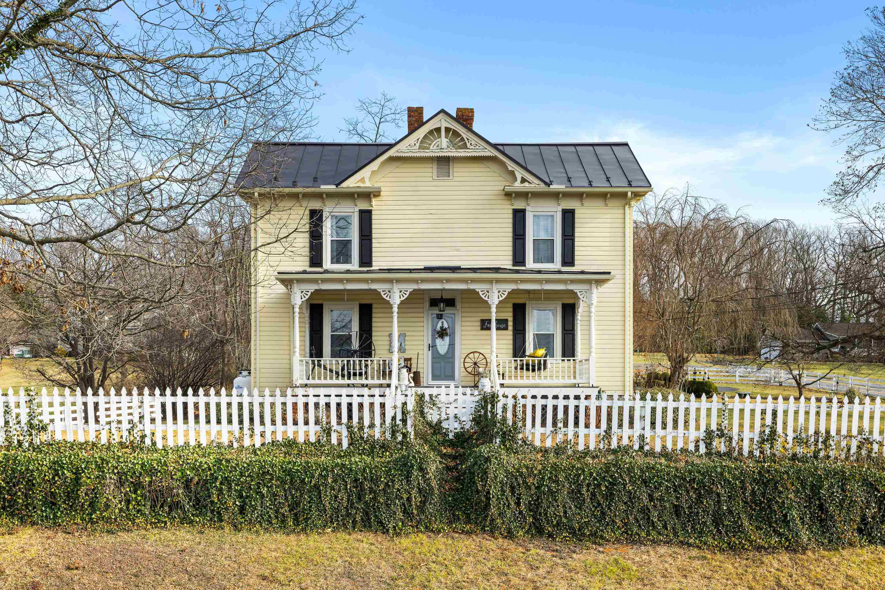 955 ENTRY SCHOOL RD, FISHERSVILLE, Virginia 22939, 4 Bedrooms Bedrooms, ,2 BathroomsBathrooms,Residential,955 ENTRY SCHOOL RD,672129 MLS # 672129 955 ENTRY SCHOOL RD, FISHERSVILLE, Virginia 22939, 4 Bedrooms Bedrooms, ,2 BathroomsBathrooms,Residential,955 ENTRY SCHOOL RD,672129 MLS # 672129