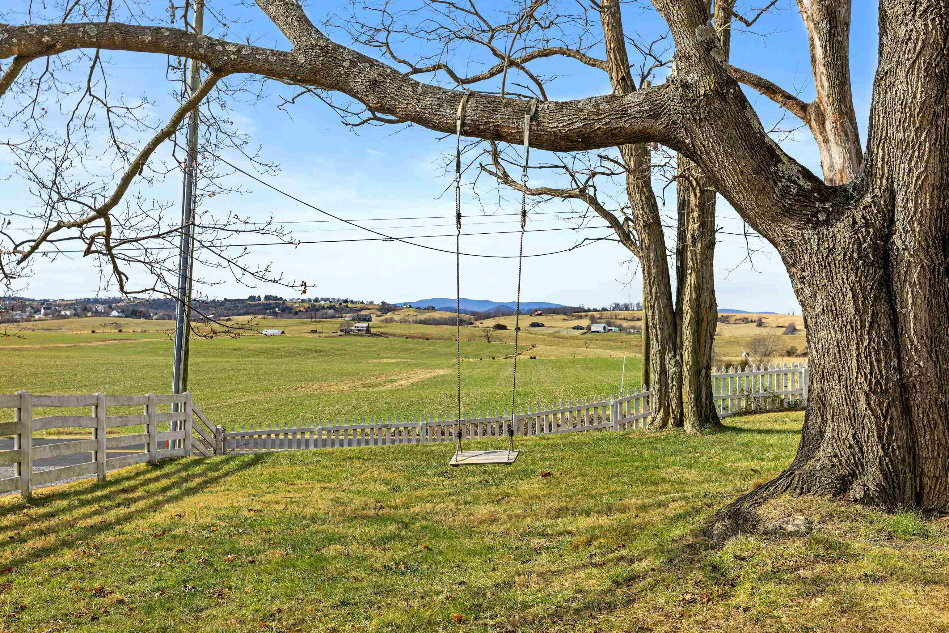 955 ENTRY SCHOOL RD, FISHERSVILLE, Virginia 22939, 4 Bedrooms Bedrooms, ,2 BathroomsBathrooms,Residential,955 ENTRY SCHOOL RD,672129 MLS # 672129 955 ENTRY SCHOOL RD, FISHERSVILLE, Virginia 22939, 4 Bedrooms Bedrooms, ,2 BathroomsBathrooms,Residential,955 ENTRY SCHOOL RD,672129 MLS # 672129