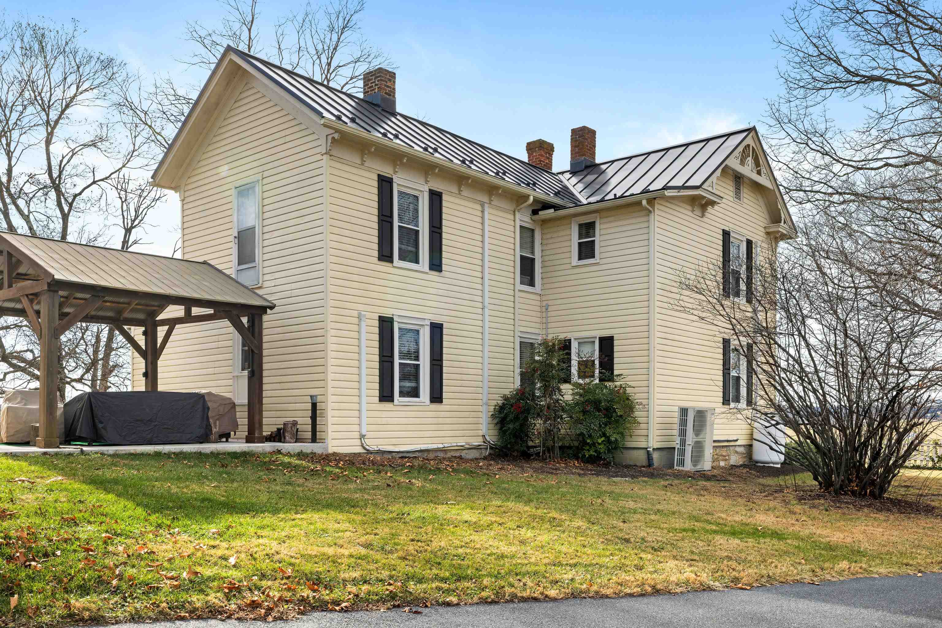 955 ENTRY SCHOOL RD, FISHERSVILLE, Virginia 22939, 4 Bedrooms Bedrooms, ,2 BathroomsBathrooms,Residential,955 ENTRY SCHOOL RD,672129 MLS # 672129 955 ENTRY SCHOOL RD, FISHERSVILLE, Virginia 22939, 4 Bedrooms Bedrooms, ,2 BathroomsBathrooms,Residential,955 ENTRY SCHOOL RD,672129 MLS # 672129