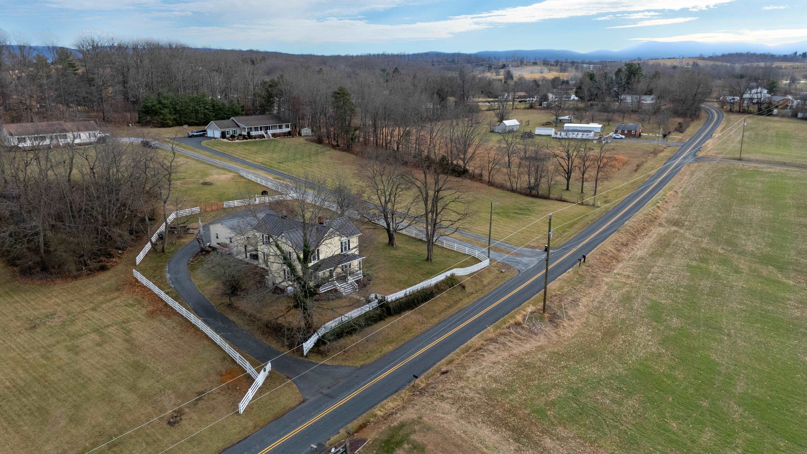 955 ENTRY SCHOOL RD, FISHERSVILLE, Virginia 22939, 4 Bedrooms Bedrooms, ,2 BathroomsBathrooms,Residential,955 ENTRY SCHOOL RD,672129 MLS # 672129 955 ENTRY SCHOOL RD, FISHERSVILLE, Virginia 22939, 4 Bedrooms Bedrooms, ,2 BathroomsBathrooms,Residential,955 ENTRY SCHOOL RD,672129 MLS # 672129