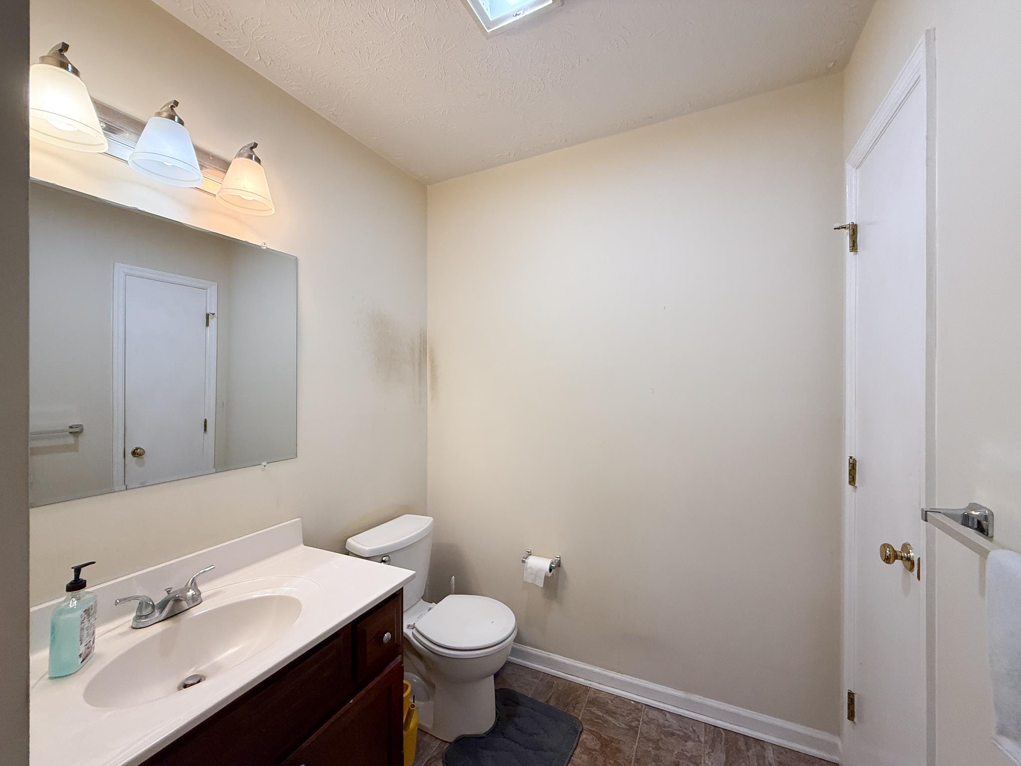 811 VINE ST, HARRISONBURG, Virginia 22802, 3 Bedrooms Bedrooms, ,1 BathroomBathrooms,Residential,811 VINE ST,672136 MLS # 672136