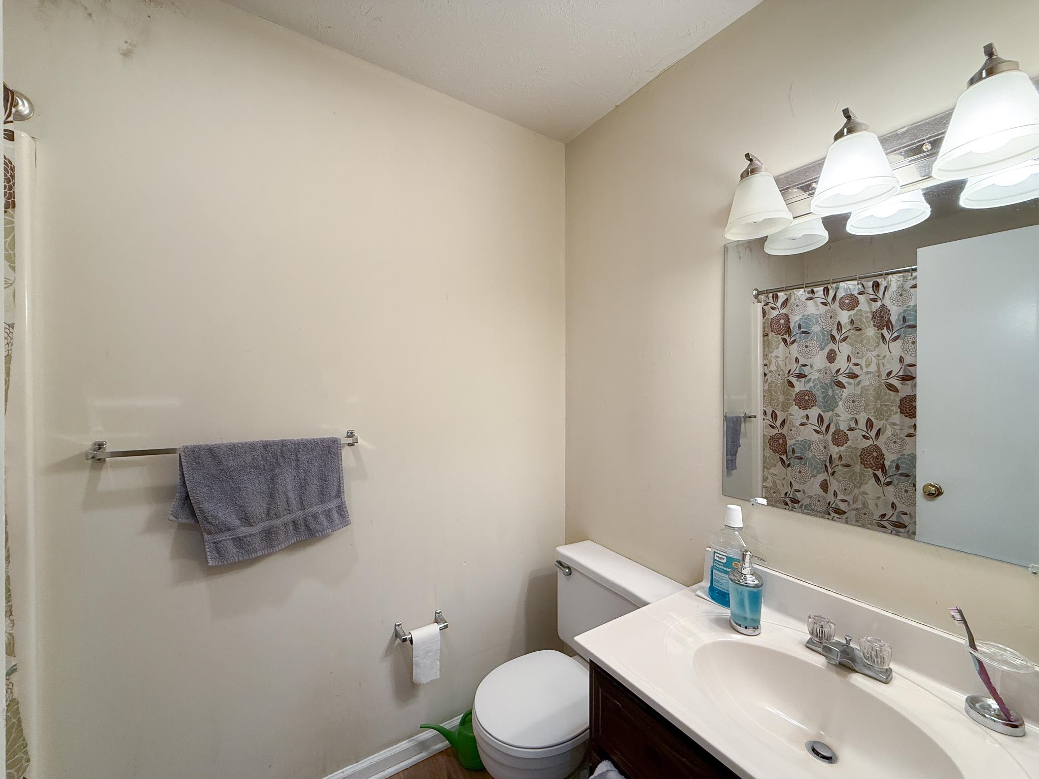 811 VINE ST, HARRISONBURG, Virginia 22802, 3 Bedrooms Bedrooms, ,1 BathroomBathrooms,Residential,811 VINE ST,672136 MLS # 672136