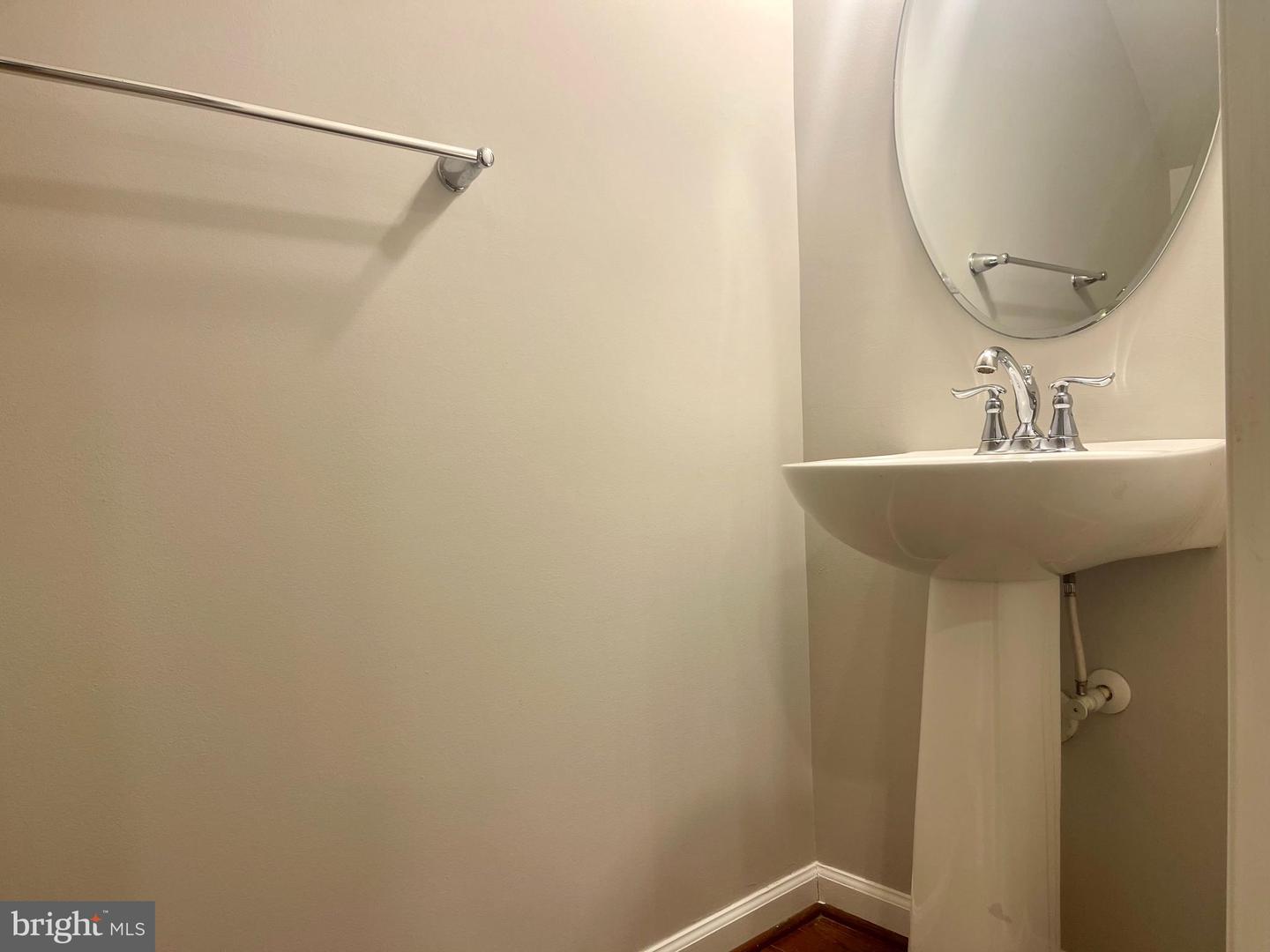 42143 PIEBALD SQ, ALDIE, Virginia 20105, 3 Bedrooms Bedrooms, ,2 BathroomsBathrooms,Residential,For sale,42143 PIEBALD SQ,VALO2112384 MLS # VALO2112384 42143 PIEBALD SQ, ALDIE, Virginia 20105, 3 Bedrooms Bedrooms, ,2 BathroomsBathrooms,Residential,For sale,42143 PIEBALD SQ,VALO2112384 MLS # VALO2112384