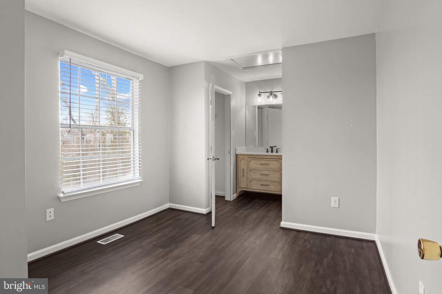 309 WIND RIDGE DR, STAFFORD, Virginia 22554, 2 Bedrooms Bedrooms, 4 Rooms Rooms,1 BathroomBathrooms,Residential,For sale,309 WIND RIDGE DR,VAST2044748 MLS # VAST2044748 309 WIND RIDGE DR, STAFFORD, Virginia 22554, 2 Bedrooms Bedrooms, 4 Rooms Rooms,1 BathroomBathrooms,Residential,For sale,309 WIND RIDGE DR,VAST2044748 MLS # VAST2044748