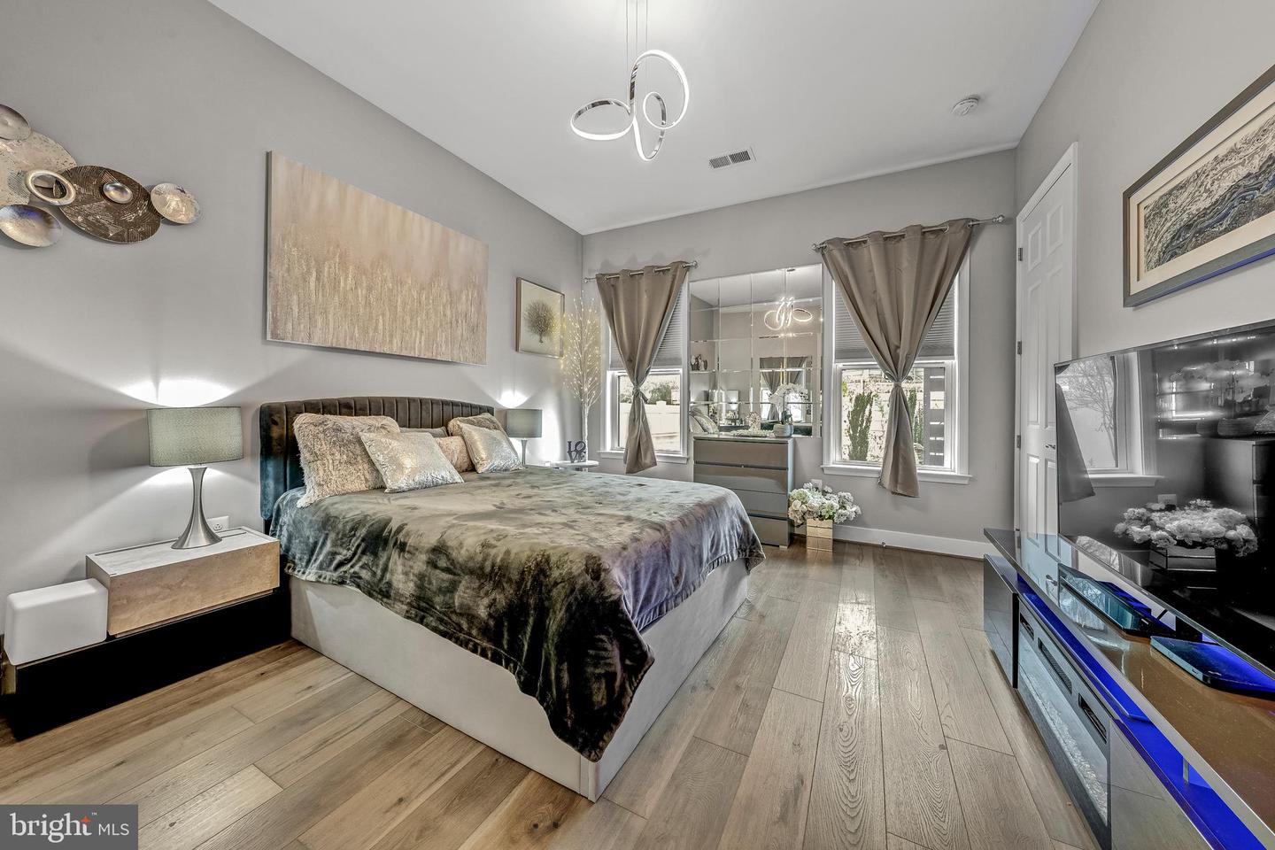 43917 MARITIME SONG TER, LEESBURG, Virginia 20176, 3 Bedrooms Bedrooms, ,2 BathroomsBathrooms,Residential,For sale,43917 MARITIME SONG TER,VALO2112442 MLS # VALO2112442