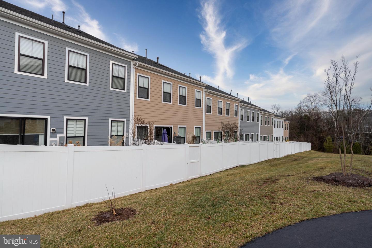 43917 MARITIME SONG TER, LEESBURG, Virginia 20176, 3 Bedrooms Bedrooms, ,2 BathroomsBathrooms,Residential,For sale,43917 MARITIME SONG TER,VALO2112442 MLS # VALO2112442