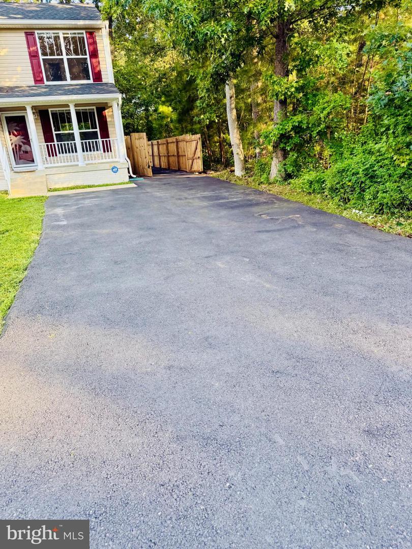 220 5TH ST, COLONIAL BEACH, Virginia 22443, 3 Bedrooms Bedrooms, ,2 BathroomsBathrooms,Residential,For sale,220 5TH ST,VAWE2010274 MLS # VAWE2010274