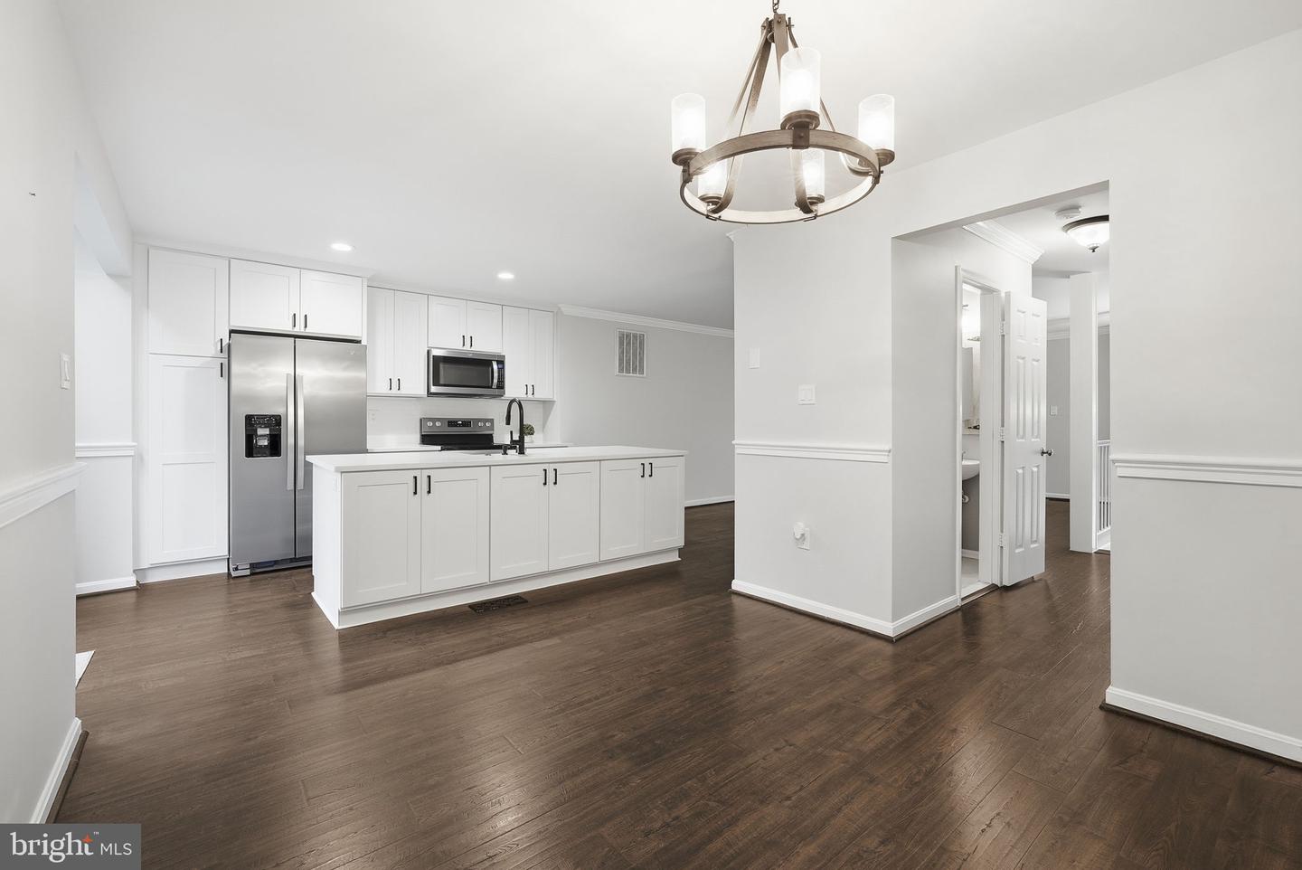 15628 MONTVIEW DR, DUMFRIES, Virginia 22025, 3 Bedrooms Bedrooms, ,2 BathroomsBathrooms,Residential,For sale,15628 MONTVIEW DR,VAPW2109262 MLS # VAPW2109262