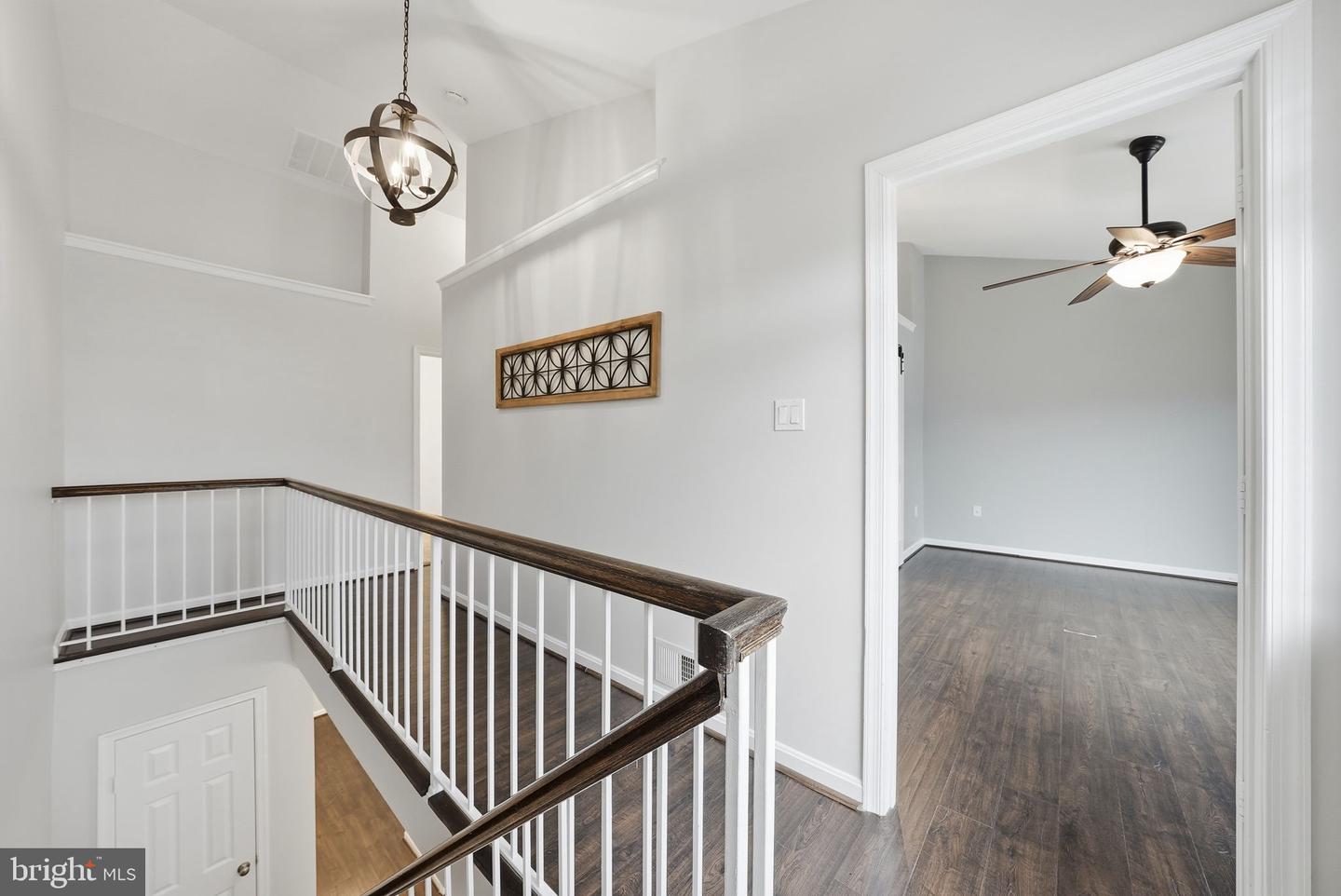 15628 MONTVIEW DR, DUMFRIES, Virginia 22025, 3 Bedrooms Bedrooms, ,2 BathroomsBathrooms,Residential,For sale,15628 MONTVIEW DR,VAPW2109262 MLS # VAPW2109262