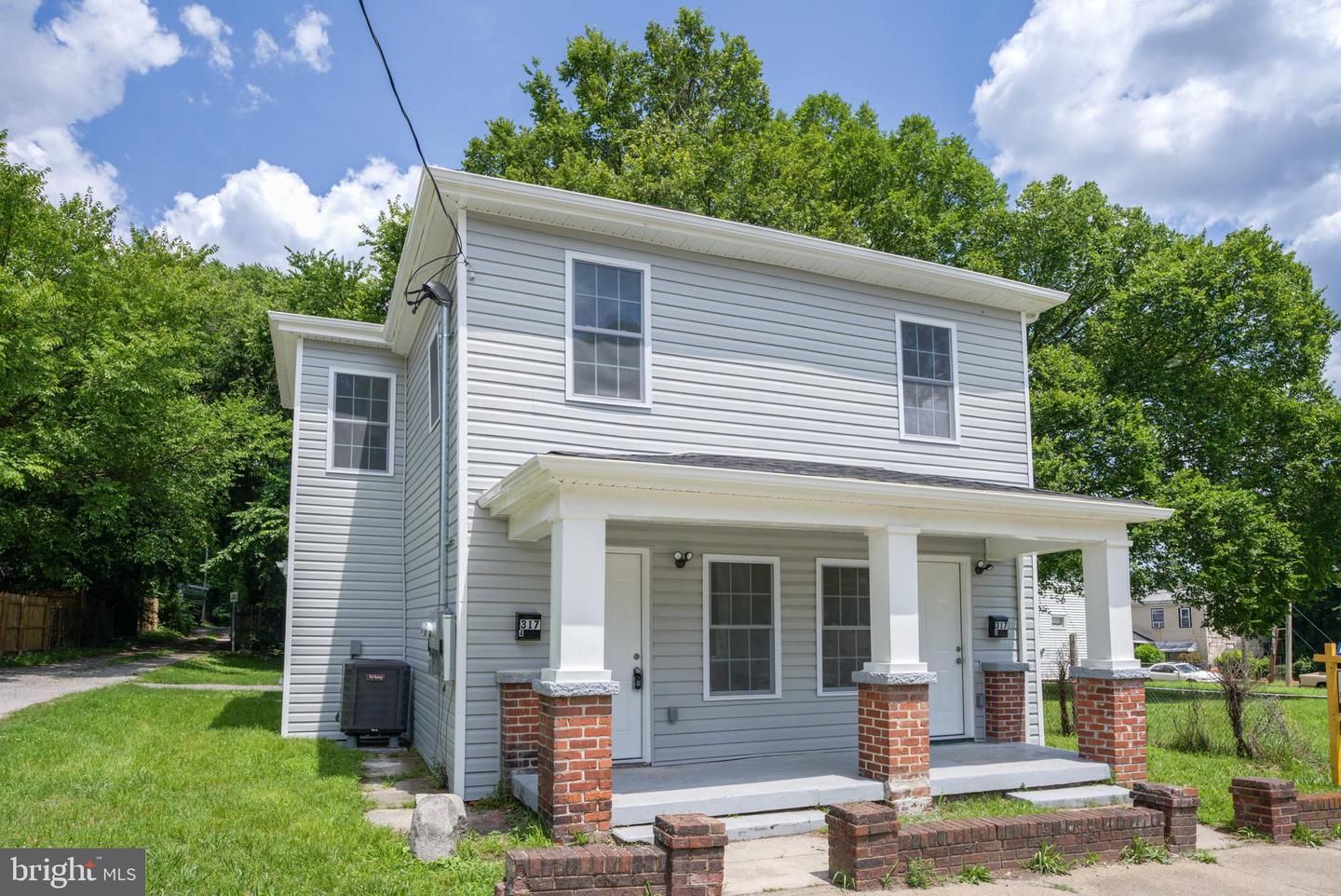 317 S WEST ST, PETERSBURG, Virginia 23803, 4 Bedrooms Bedrooms, ,2 BathroomsBathrooms,Residential,For sale,317 S WEST ST,VAPC2000168 MLS # VAPC2000168