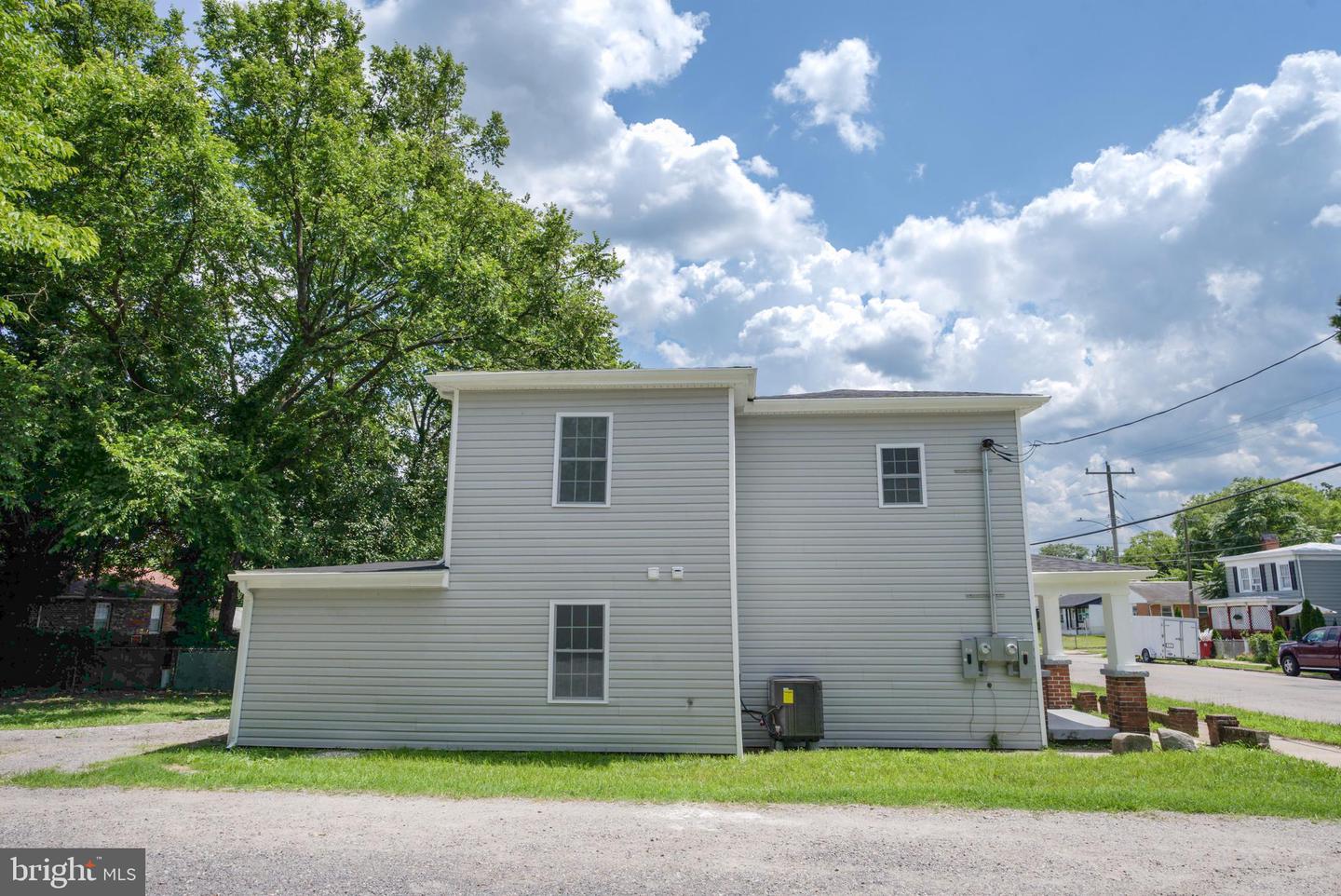 317 S WEST ST, PETERSBURG, Virginia 23803, 4 Bedrooms Bedrooms, ,2 BathroomsBathrooms,Residential,For sale,317 S WEST ST,VAPC2000168 MLS # VAPC2000168