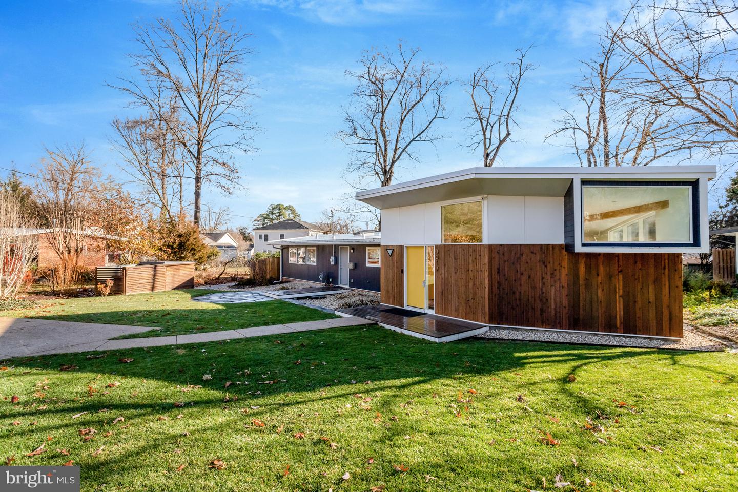 3017 PINE SPRING RD, FALLS CHURCH, Virginia 22042, 4 Bedrooms Bedrooms, ,2 BathroomsBathrooms,Residential,For sale,3017 PINE SPRING RD,VAFX2282950 MLS # VAFX2282950