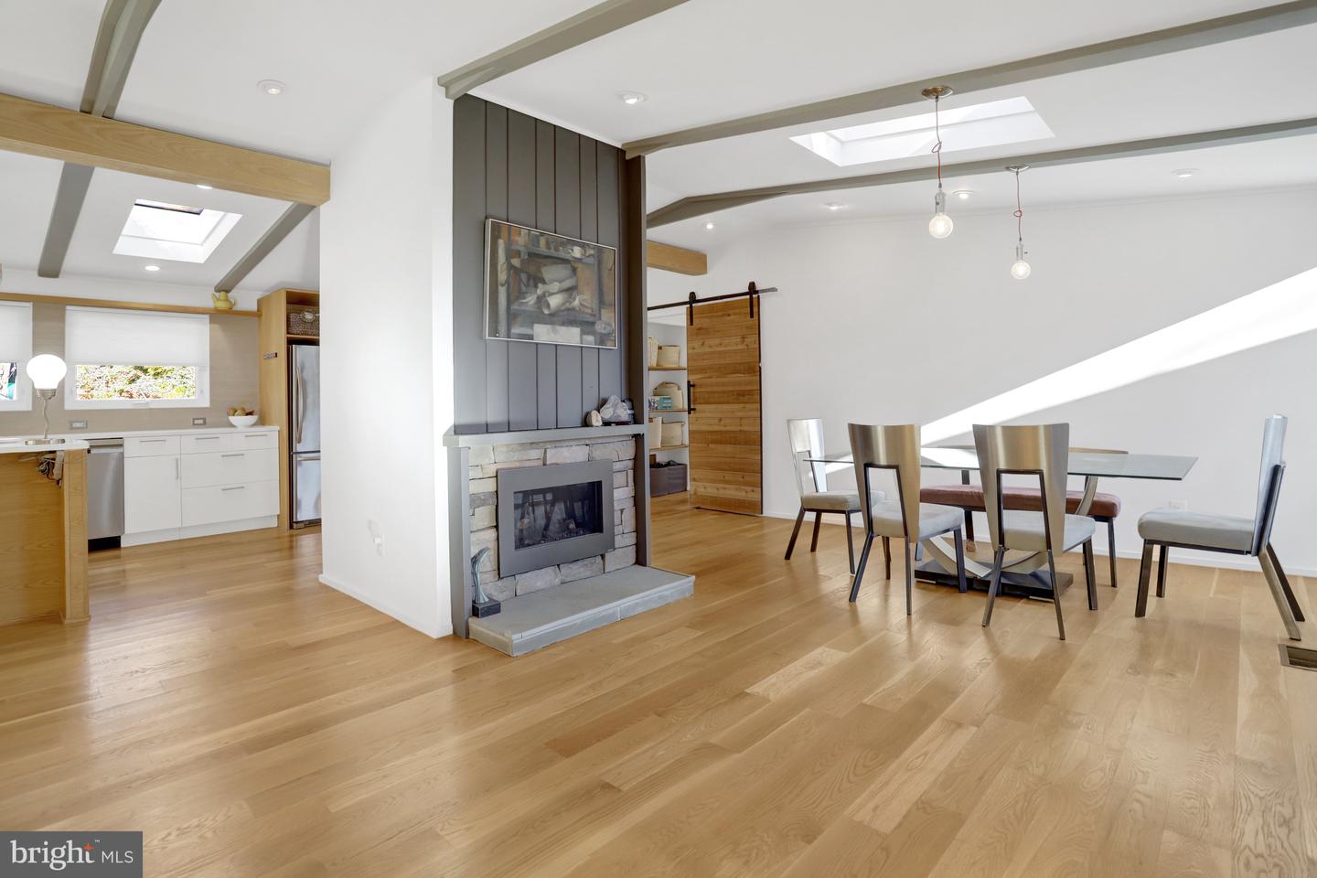 3017 PINE SPRING RD, FALLS CHURCH, Virginia 22042, 4 Bedrooms Bedrooms, ,2 BathroomsBathrooms,Residential,For sale,3017 PINE SPRING RD,VAFX2282950 MLS # VAFX2282950