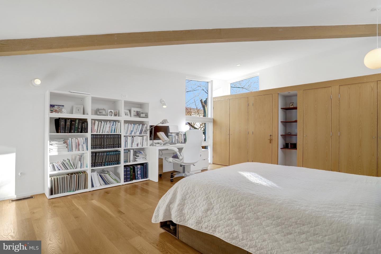 3017 PINE SPRING RD, FALLS CHURCH, Virginia 22042, 4 Bedrooms Bedrooms, ,2 BathroomsBathrooms,Residential,For sale,3017 PINE SPRING RD,VAFX2282950 MLS # VAFX2282950