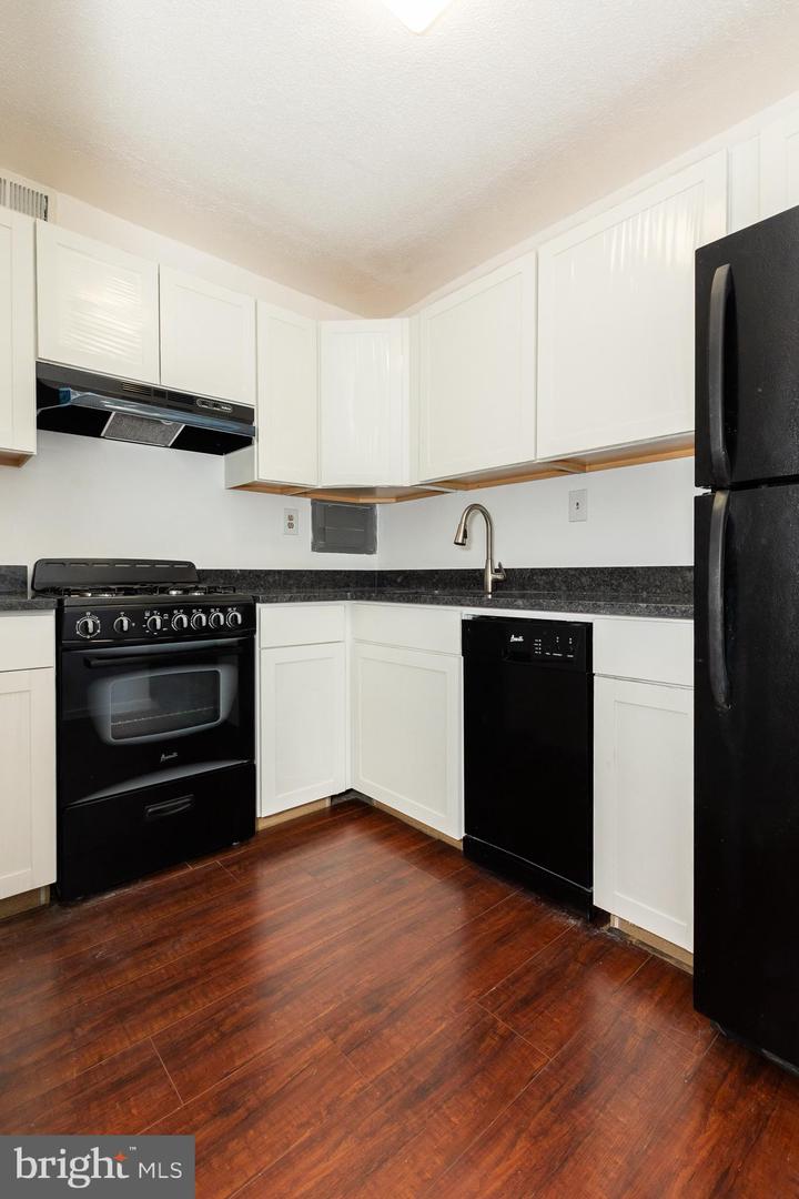 4600 S FOUR MILE RUN DR #623, ARLINGTON, Virginia 22204, ,1 BathroomBathrooms,Residential,For sale,4600 S FOUR MILE RUN DR #623,VAAR2067016 MLS # VAAR2067016