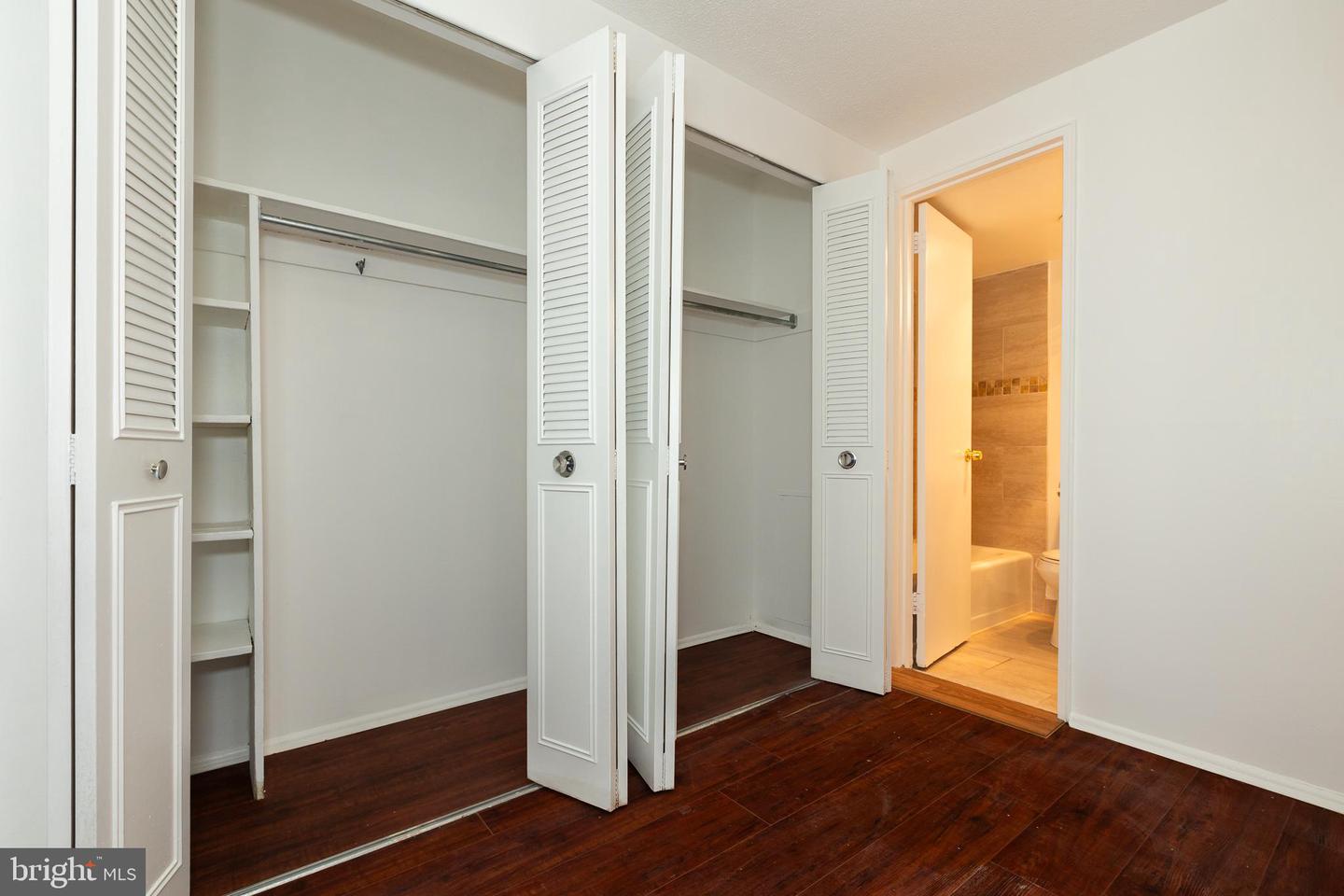 4600 S FOUR MILE RUN DR #623, ARLINGTON, Virginia 22204, ,1 BathroomBathrooms,Residential,For sale,4600 S FOUR MILE RUN DR #623,VAAR2067016 MLS # VAAR2067016