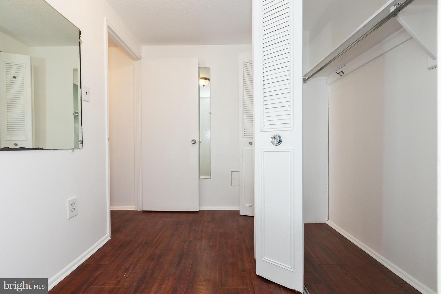 4600 S FOUR MILE RUN DR #623, ARLINGTON, Virginia 22204, ,1 BathroomBathrooms,Residential,For sale,4600 S FOUR MILE RUN DR #623,VAAR2067016 MLS # VAAR2067016