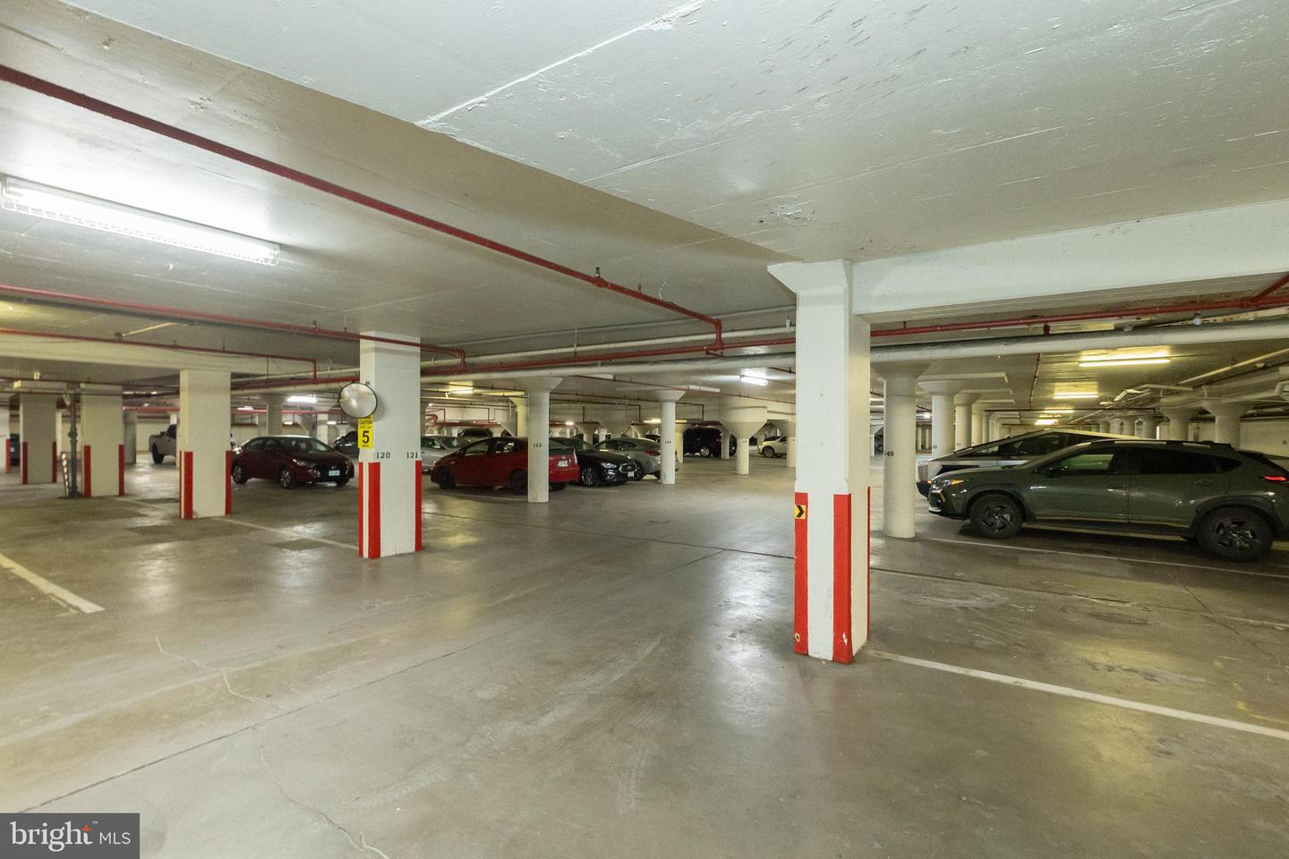 4600 S FOUR MILE RUN DR #623, ARLINGTON, Virginia 22204, ,1 BathroomBathrooms,Residential,For sale,4600 S FOUR MILE RUN DR #623,VAAR2067016 MLS # VAAR2067016