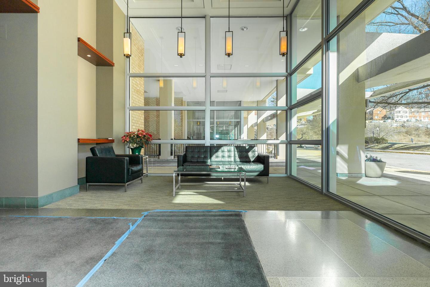 4600 S FOUR MILE RUN DR #623, ARLINGTON, Virginia 22204, ,1 BathroomBathrooms,Residential,For sale,4600 S FOUR MILE RUN DR #623,VAAR2067016 MLS # VAAR2067016