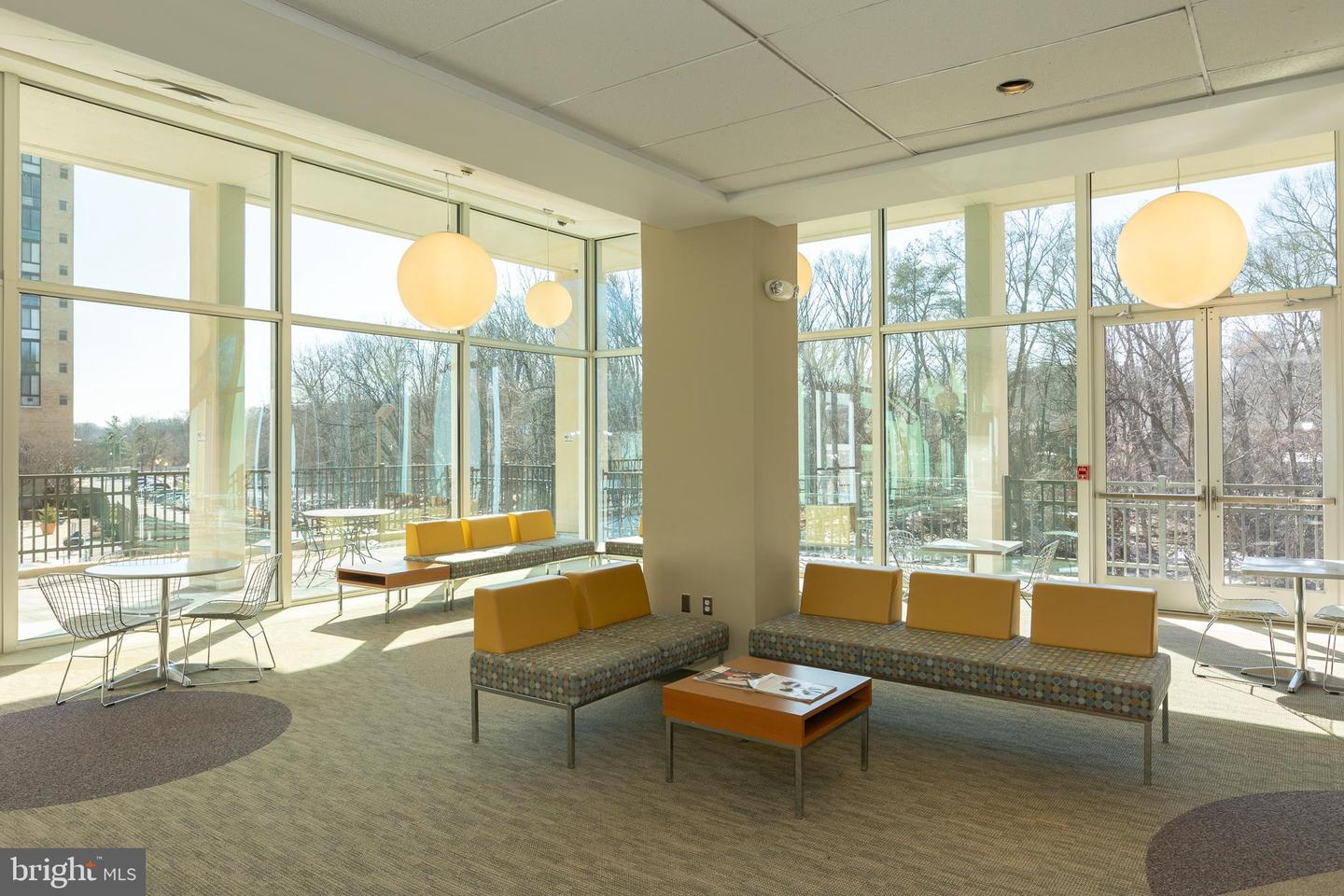 4600 S FOUR MILE RUN DR #623, ARLINGTON, Virginia 22204, ,1 BathroomBathrooms,Residential,For sale,4600 S FOUR MILE RUN DR #623,VAAR2067016 MLS # VAAR2067016