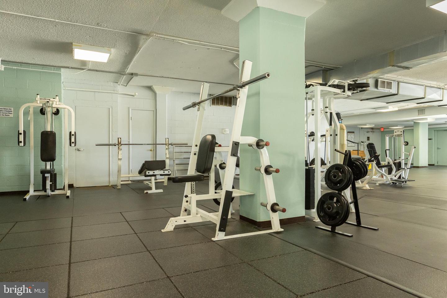 4600 S FOUR MILE RUN DR #623, ARLINGTON, Virginia 22204, ,1 BathroomBathrooms,Residential,For sale,4600 S FOUR MILE RUN DR #623,VAAR2067016 MLS # VAAR2067016