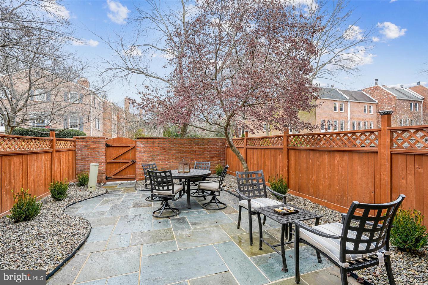 1605 DUNTERRY PL, MCLEAN, Virginia 22101, 3 Bedrooms Bedrooms, ,2 BathroomsBathrooms,Residential,For sale,1605 DUNTERRY PL,VAFX2282970 MLS # VAFX2282970