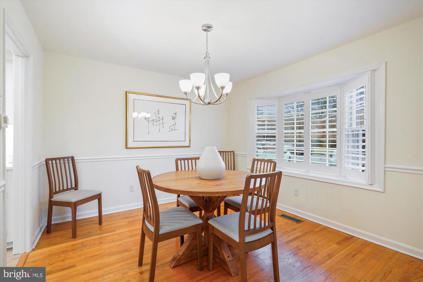 1605 DUNTERRY PL, MCLEAN, Virginia 22101, 3 Bedrooms Bedrooms, ,2 BathroomsBathrooms,Residential,For sale,1605 DUNTERRY PL,VAFX2282970 MLS # VAFX2282970