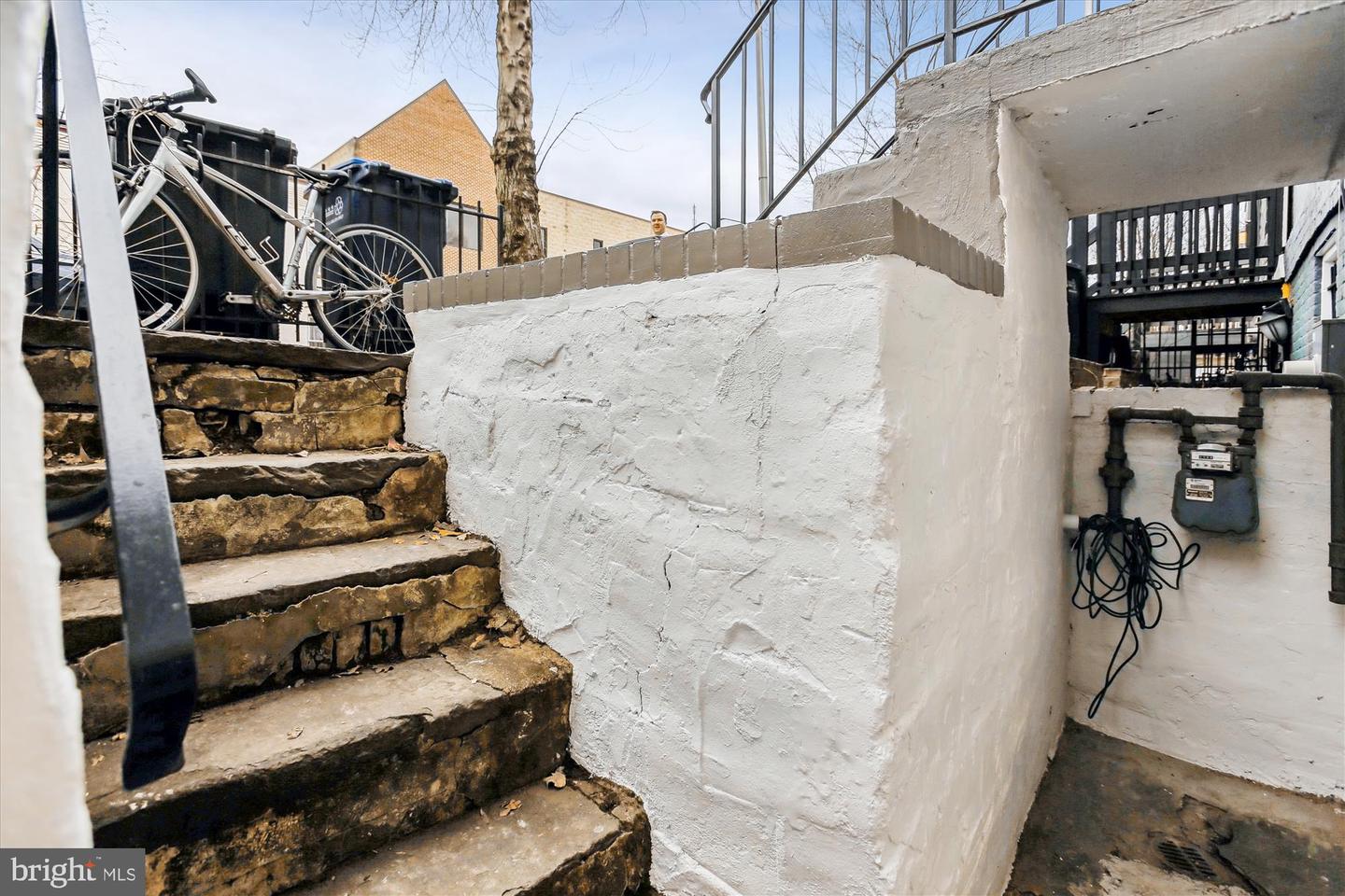 1610 4TH ST NW, WASHINGTON, District Of Columbia 20001, 3 Bedrooms Bedrooms, ,2 BathroomsBathrooms,Residential,For sale,1610 4TH ST NW,DCDC2235498 MLS # DCDC2235498