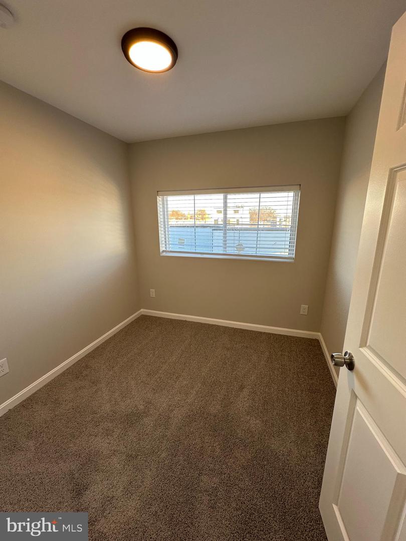 1812 H PL NE #409, WASHINGTON, District Of Columbia 20002, 4 Bedrooms Bedrooms, ,1 BathroomBathrooms,Residential,For sale,1812 H PL NE #409,DCDC2235544 MLS # DCDC2235544