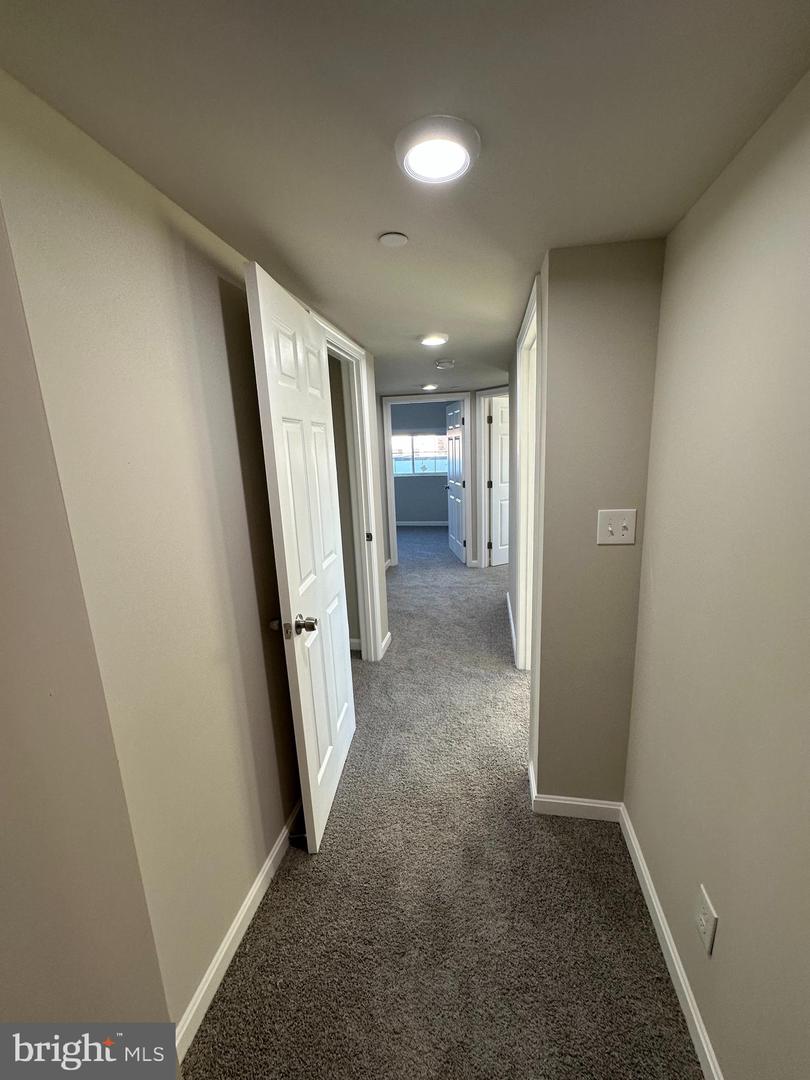 1812 H PL NE #409, WASHINGTON, District Of Columbia 20002, 4 Bedrooms Bedrooms, ,1 BathroomBathrooms,Residential,For sale,1812 H PL NE #409,DCDC2235544 MLS # DCDC2235544