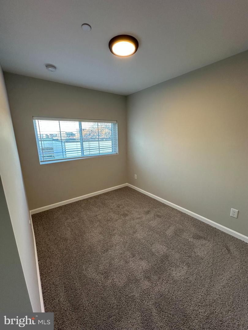 1812 H PL NE #409, WASHINGTON, District Of Columbia 20002, 4 Bedrooms Bedrooms, ,1 BathroomBathrooms,Residential,For sale,1812 H PL NE #409,DCDC2235544 MLS # DCDC2235544