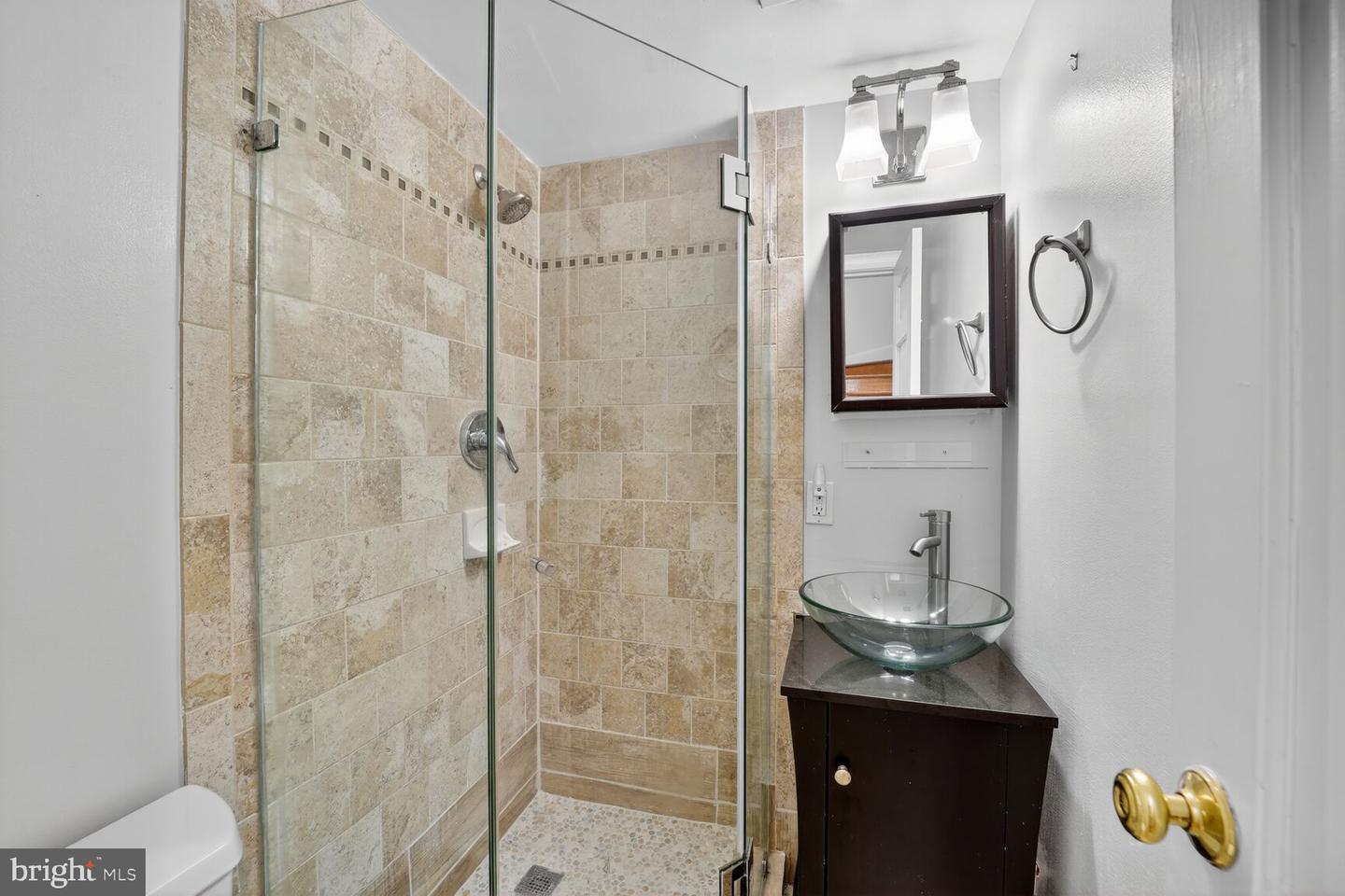 4200 RIVER ROAD NW, WASHINGTON, District Of Columbia 20016, 5 Bedrooms Bedrooms, 12 Rooms Rooms,4 BathroomsBathrooms,Residential,For sale,4200 RIVER ROAD NW,DCDC2235580 MLS # DCDC2235580