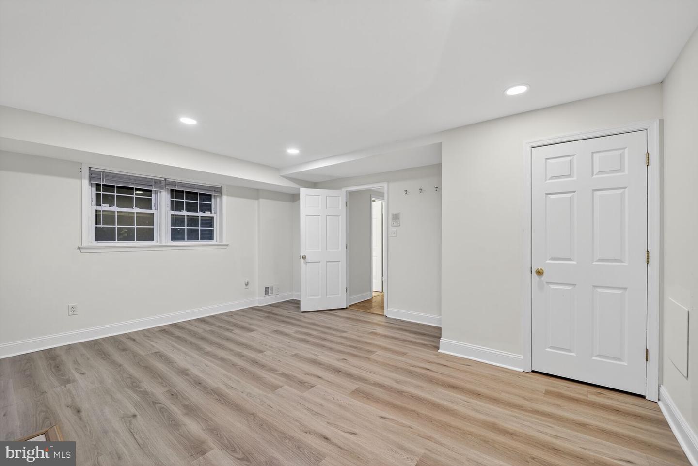 4200 RIVER ROAD NW, WASHINGTON, District Of Columbia 20016, 5 Bedrooms Bedrooms, 12 Rooms Rooms,4 BathroomsBathrooms,Residential,For sale,4200 RIVER ROAD NW,DCDC2235580 MLS # DCDC2235580