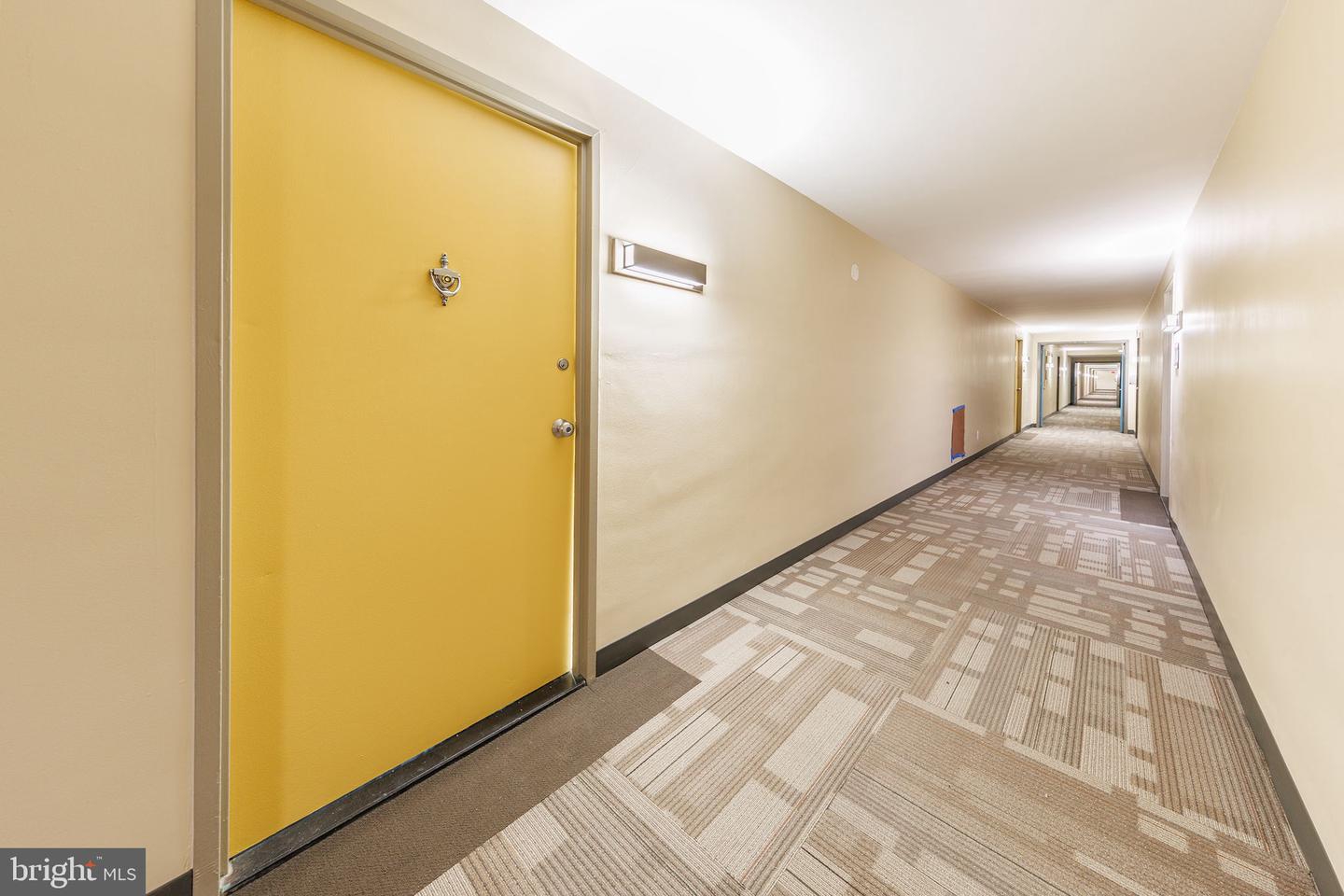 4600 DUKE ST #413, ALEXANDRIA, Virginia 22304, 2 Bedrooms Bedrooms, ,1 BathroomBathrooms,Residential,For sale,4600 DUKE ST #413,VAAX2052584 MLS # VAAX2052584