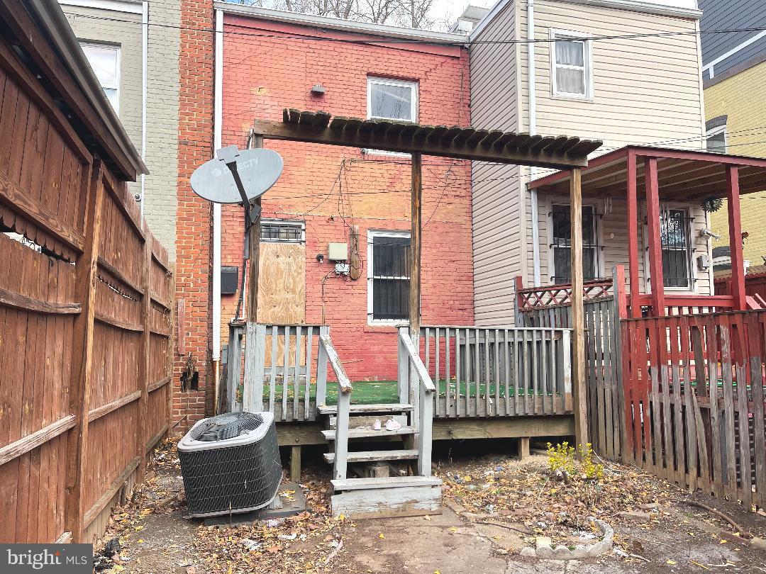 1609 GALES ST NE, WASHINGTON, District Of Columbia 20002, 2 Bedrooms Bedrooms, ,2 BathroomsBathrooms,Residential,For sale,1609 GALES ST NE,DCDC2235596 MLS # DCDC2235596 1609 GALES ST NE, WASHINGTON, District Of Columbia 20002, 2 Bedrooms Bedrooms, ,2 BathroomsBathrooms,Residential,For sale,1609 GALES ST NE,DCDC2235596 MLS # DCDC2235596