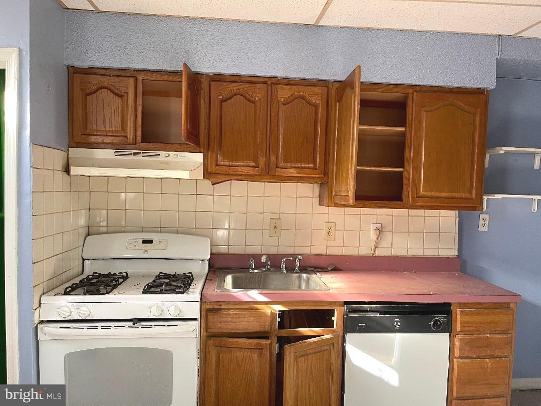 1609 GALES ST NE, WASHINGTON, District Of Columbia 20002, 2 Bedrooms Bedrooms, ,2 BathroomsBathrooms,Residential,For sale,1609 GALES ST NE,DCDC2235596 MLS # DCDC2235596 1609 GALES ST NE, WASHINGTON, District Of Columbia 20002, 2 Bedrooms Bedrooms, ,2 BathroomsBathrooms,Residential,For sale,1609 GALES ST NE,DCDC2235596 MLS # DCDC2235596