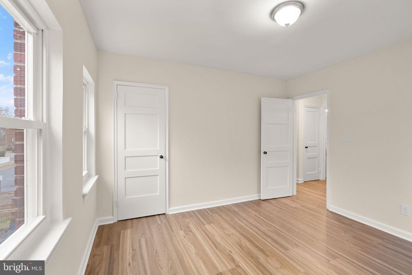 311 MOUNT VERNON AVE, ALEXANDRIA, Virginia 22301, 2 Bedrooms Bedrooms, 8 Rooms Rooms,1 BathroomBathrooms,Residential,For sale,311 MOUNT VERNON AVE,VAAX2052594 MLS # VAAX2052594