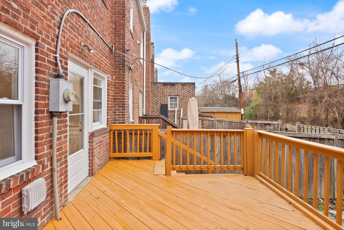 311 MOUNT VERNON AVE, ALEXANDRIA, Virginia 22301, 2 Bedrooms Bedrooms, 8 Rooms Rooms,1 BathroomBathrooms,Residential,For sale,311 MOUNT VERNON AVE,VAAX2052594 MLS # VAAX2052594