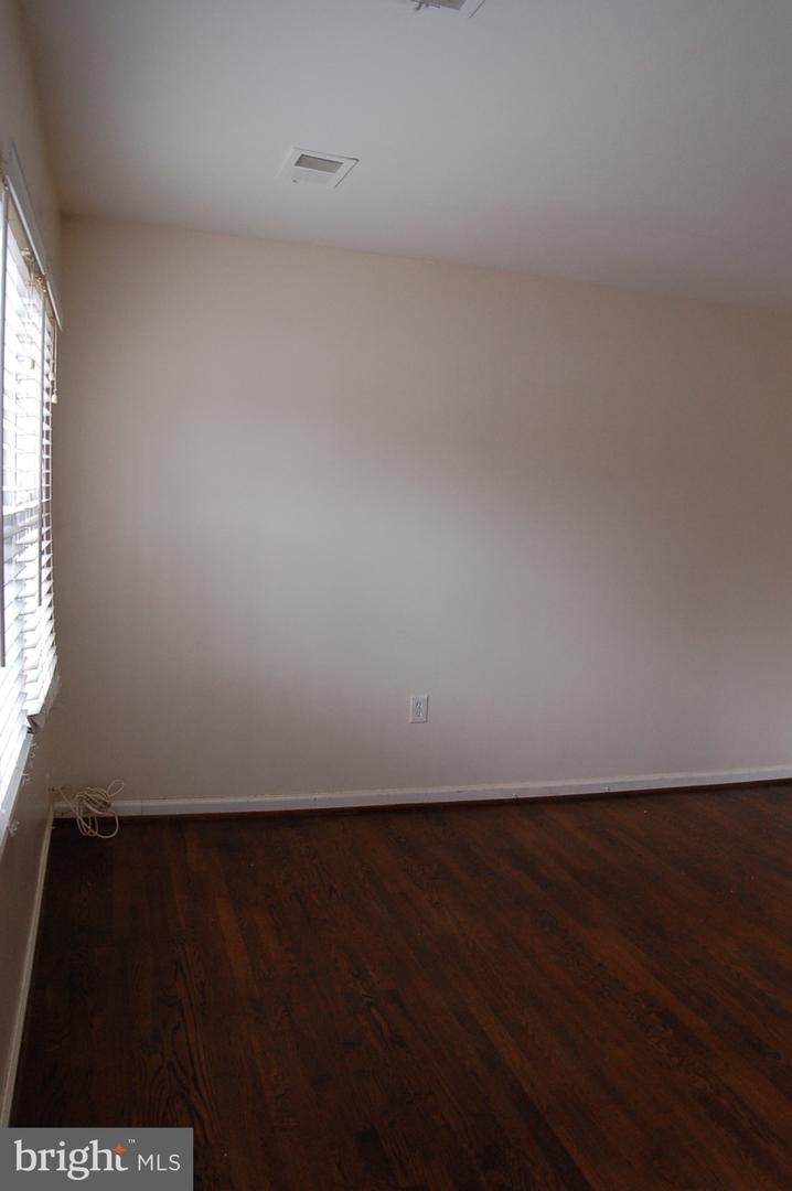 14388 FONTAINE CT, WOODBRIDGE, Virginia 22193, 3 Bedrooms Bedrooms, ,1 BathroomBathrooms,Residential,For sale,14388 FONTAINE CT,VAPW2109468 MLS # VAPW2109468