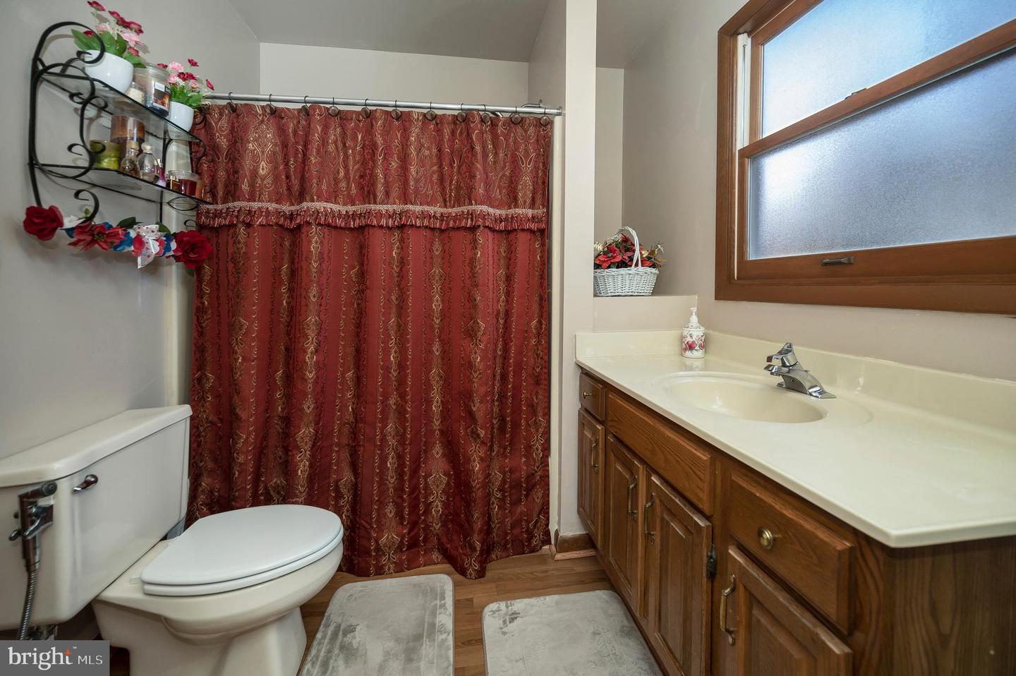 111 BIRCHSIDE CIR, LOCUST GROVE, Virginia 22508, 3 Bedrooms Bedrooms, 6 Rooms Rooms,3 BathroomsBathrooms,Residential,For sale,111 BIRCHSIDE CIR,VAOR2013004 MLS # VAOR2013004