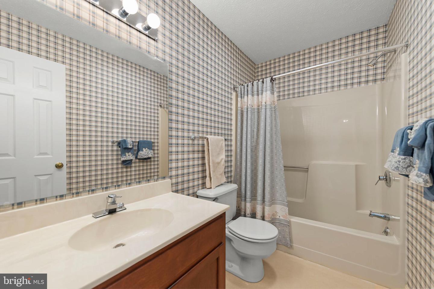 2116 STONELEIGH DR, WINCHESTER, Virginia 22601, 3 Bedrooms Bedrooms, ,2 BathroomsBathrooms,Residential,For sale,2116 STONELEIGH DR,VAWI2009626 MLS # VAWI2009626