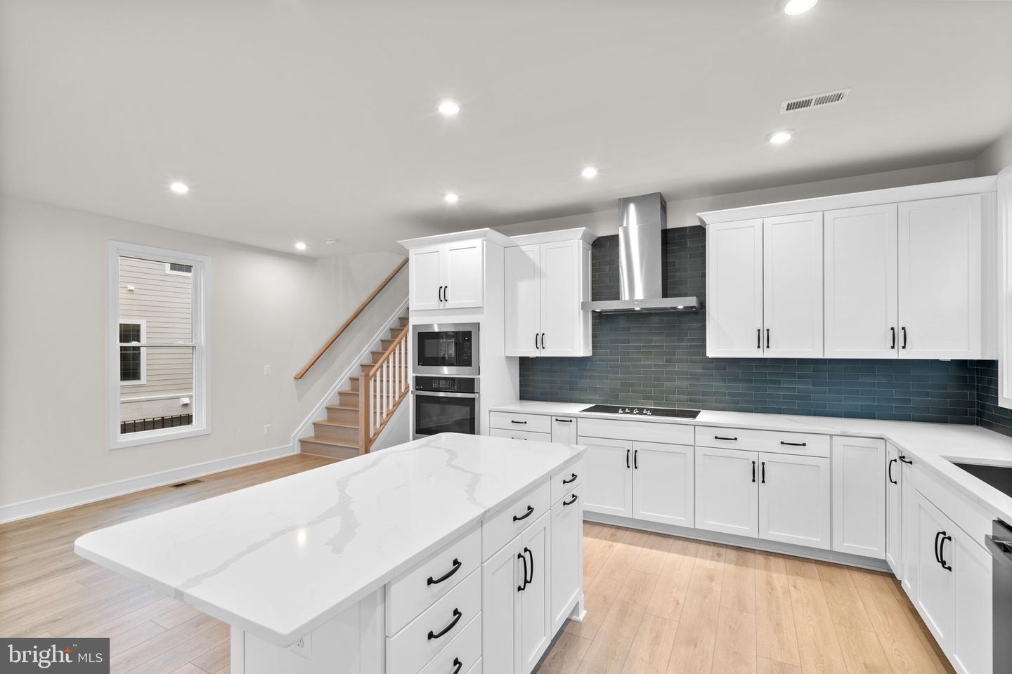 4253 MANOR DR, MARSHALL, Virginia 20115, 3 Bedrooms Bedrooms, ,3 BathroomsBathrooms,Residential,For sale,4253 MANOR DR,VAFQ2019972 MLS # VAFQ2019972