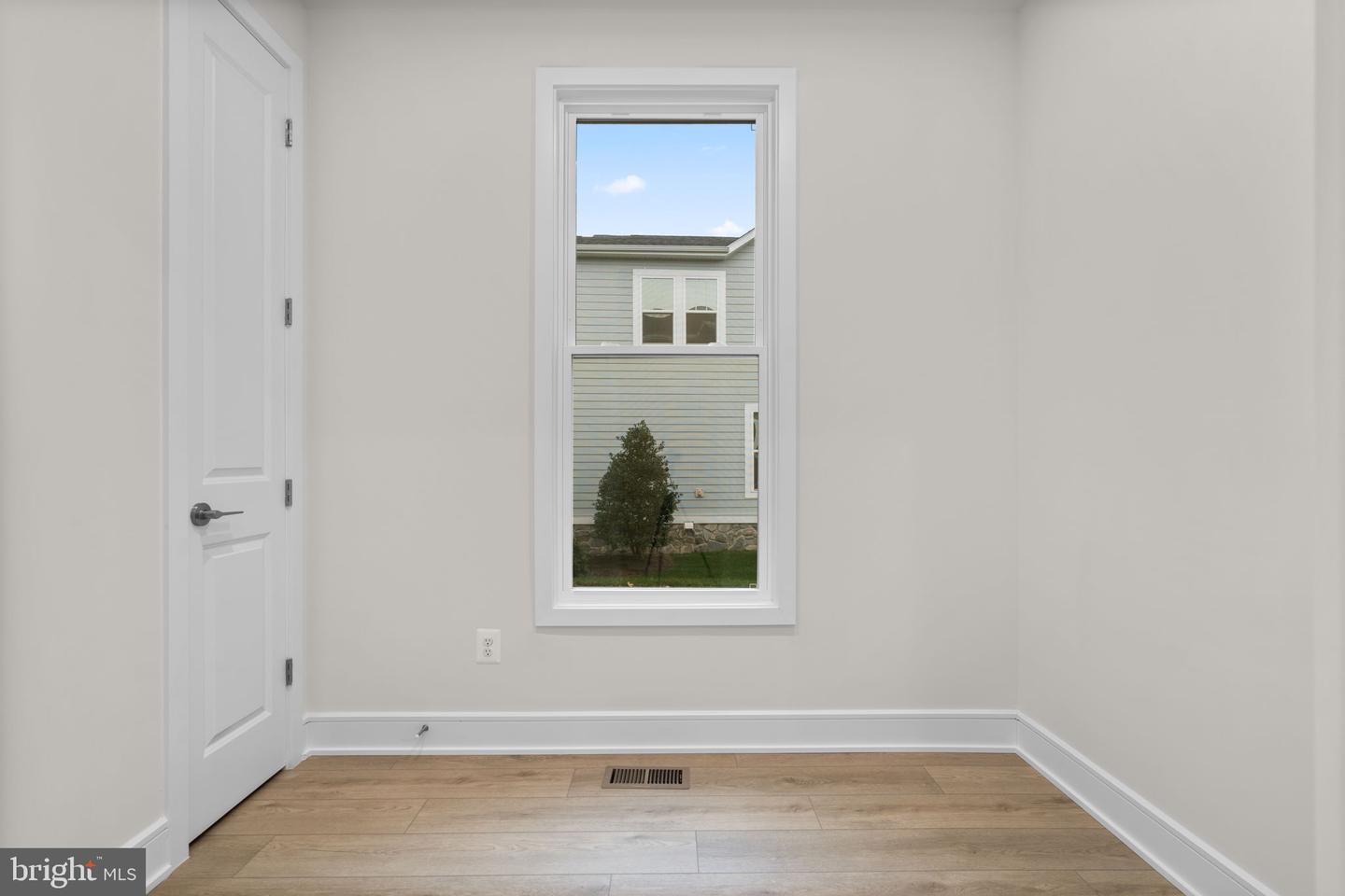 4253 MANOR DR, MARSHALL, Virginia 20115, 3 Bedrooms Bedrooms, ,3 BathroomsBathrooms,Residential,For sale,4253 MANOR DR,VAFQ2019972 MLS # VAFQ2019972