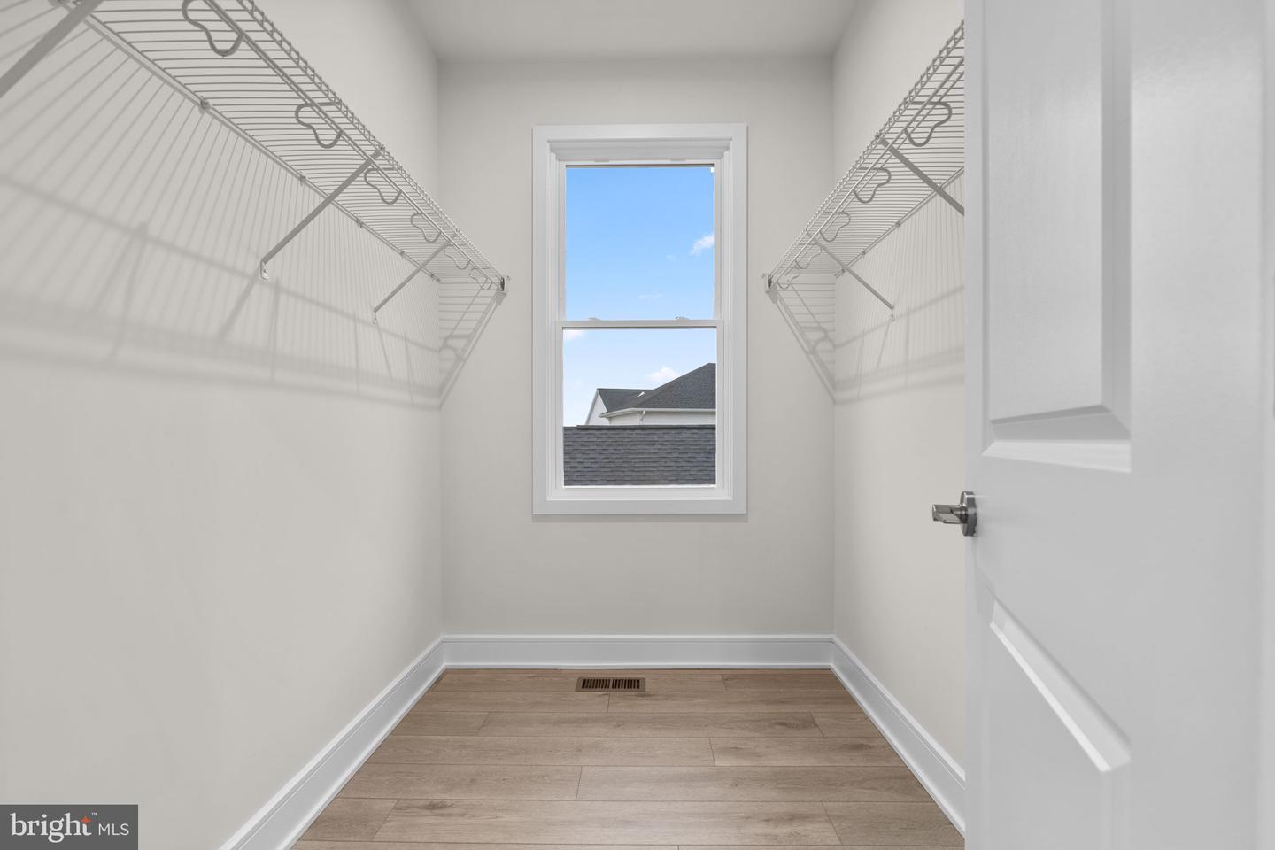 4253 MANOR DR, MARSHALL, Virginia 20115, 3 Bedrooms Bedrooms, ,3 BathroomsBathrooms,Residential,For sale,4253 MANOR DR,VAFQ2019972 MLS # VAFQ2019972