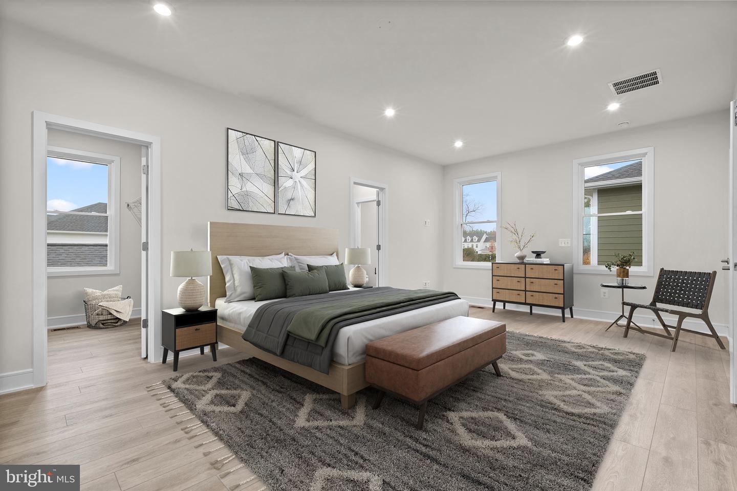 4253 MANOR DR, MARSHALL, Virginia 20115, 3 Bedrooms Bedrooms, ,3 BathroomsBathrooms,Residential,For sale,4253 MANOR DR,VAFQ2019972 MLS # VAFQ2019972