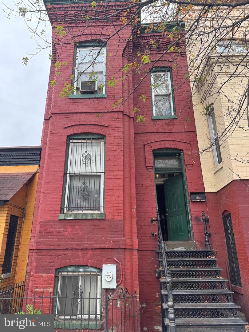 402 FLORIDA AVE NW, WASHINGTON, District Of Columbia 20001, 3 Bedrooms Bedrooms, ,2 BathroomsBathrooms,Residential,For sale,402 FLORIDA AVE NW,DCDC2235670 MLS # DCDC2235670 402 FLORIDA AVE NW, WASHINGTON, District Of Columbia 20001, 3 Bedrooms Bedrooms, ,2 BathroomsBathrooms,Residential,For sale,402 FLORIDA AVE NW,DCDC2235670 MLS # DCDC2235670
