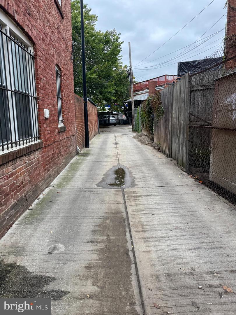 402 FLORIDA AVE NW, WASHINGTON, District Of Columbia 20001, 3 Bedrooms Bedrooms, ,2 BathroomsBathrooms,Residential,For sale,402 FLORIDA AVE NW,DCDC2235670 MLS # DCDC2235670 402 FLORIDA AVE NW, WASHINGTON, District Of Columbia 20001, 3 Bedrooms Bedrooms, ,2 BathroomsBathrooms,Residential,For sale,402 FLORIDA AVE NW,DCDC2235670 MLS # DCDC2235670