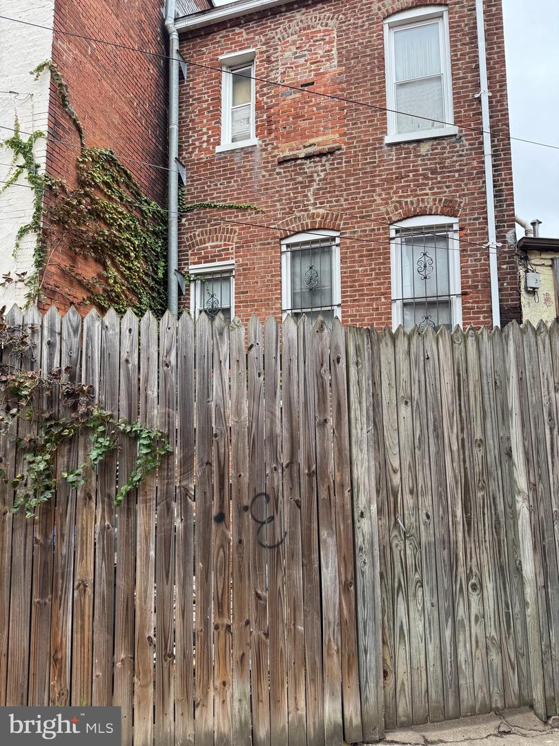 402 FLORIDA AVE NW, WASHINGTON, District Of Columbia 20001, 3 Bedrooms Bedrooms, ,2 BathroomsBathrooms,Residential,For sale,402 FLORIDA AVE NW,DCDC2235670 MLS # DCDC2235670 402 FLORIDA AVE NW, WASHINGTON, District Of Columbia 20001, 3 Bedrooms Bedrooms, ,2 BathroomsBathrooms,Residential,For sale,402 FLORIDA AVE NW,DCDC2235670 MLS # DCDC2235670