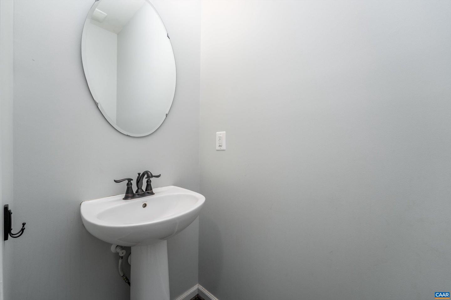 1578 BURGUNDY LN, CHARLOTTESVILLE, Virginia 22911, 4 Bedrooms Bedrooms, ,3 BathroomsBathrooms,Residential,For sale,1578 BURGUNDY LN,671980 MLS # 671980